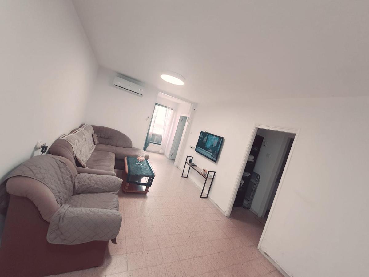 נוף לאגם הכנרת היפה והמרגיע Apartamento Tiberíades Exterior foto